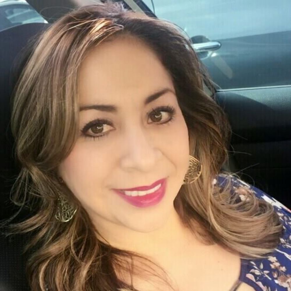 Meet your Posher, Gina